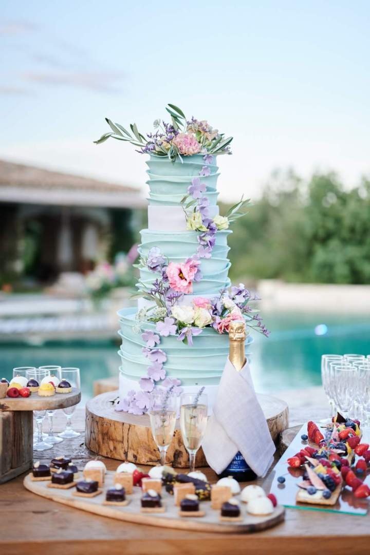 Gateau de mariage Provence